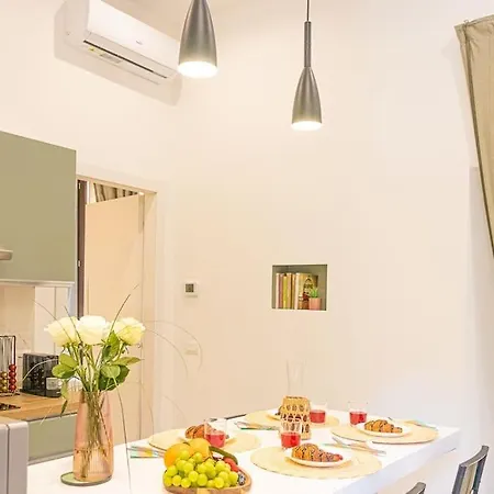 New Private In Whit A-c Comfort - Elegant - Comfortable *